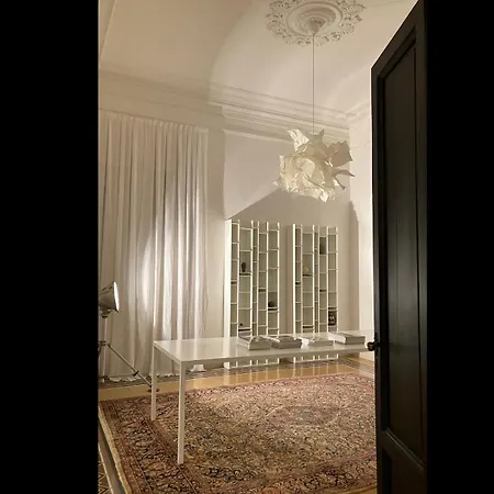 Lusso A Con Palestra Apartment